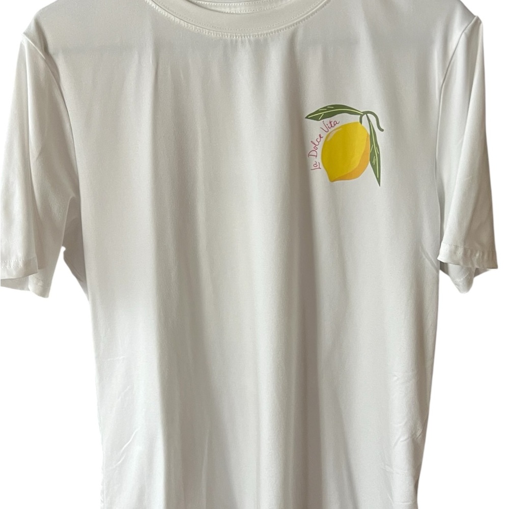 Women’s size large White Tee with Yellow Lemon Graphic - Picture 3 of 7